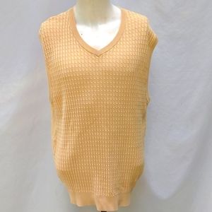 Men's Bryon Nelson golf vest,butter yellow, cable knit on front, 100% cotton, XL